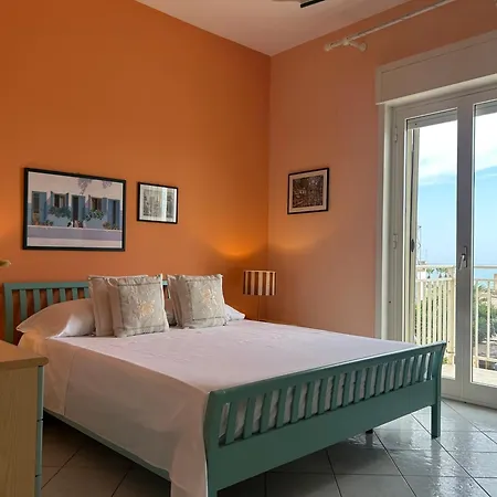 Casa Dina - Terrazza Sul Mare 산리온