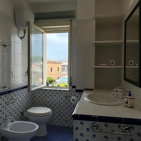 Casa Dina - Terrazza Sul Mare 아파트 *